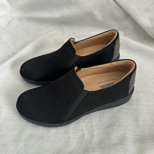 Samuel Hubbard Women’s Featherlight Marin Black Nubuck Slip-On Shoes size 7.5